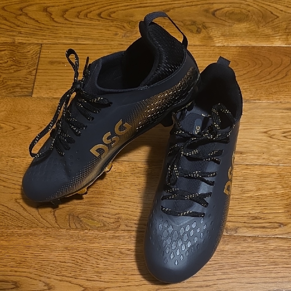 DSG Kids' Speed Viper Max Soccer Cleats